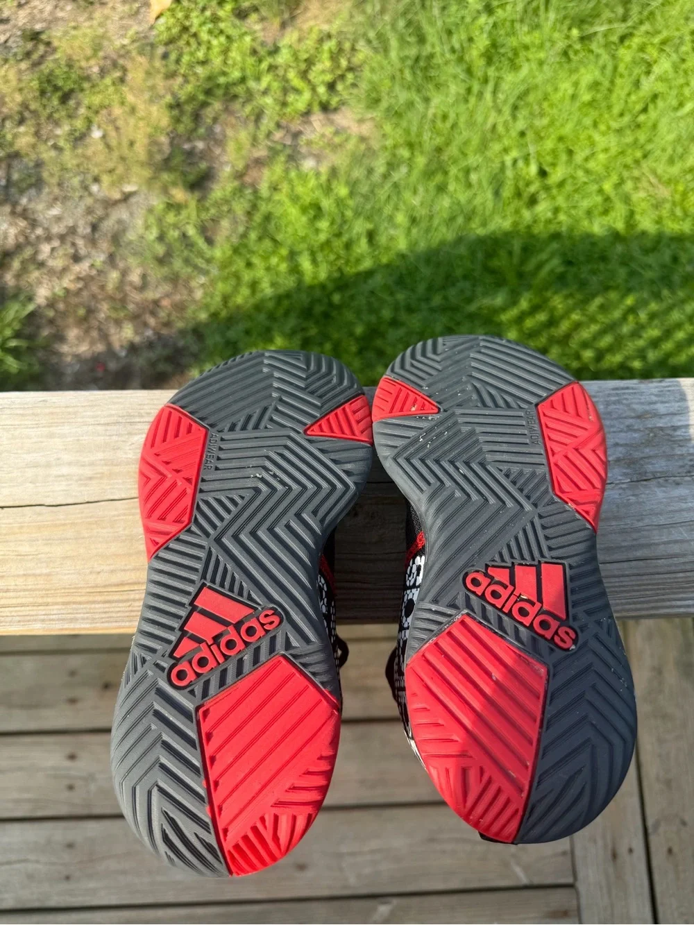 Adidas Lightmotion Kids Athletic Sneakers Size 3 Black Red White